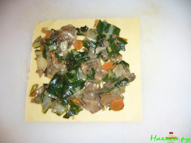 Каннелони с овощами под соусом "Бешамель"