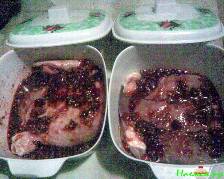 Куриный окорочок и рыбка в рубиновом маринаде 