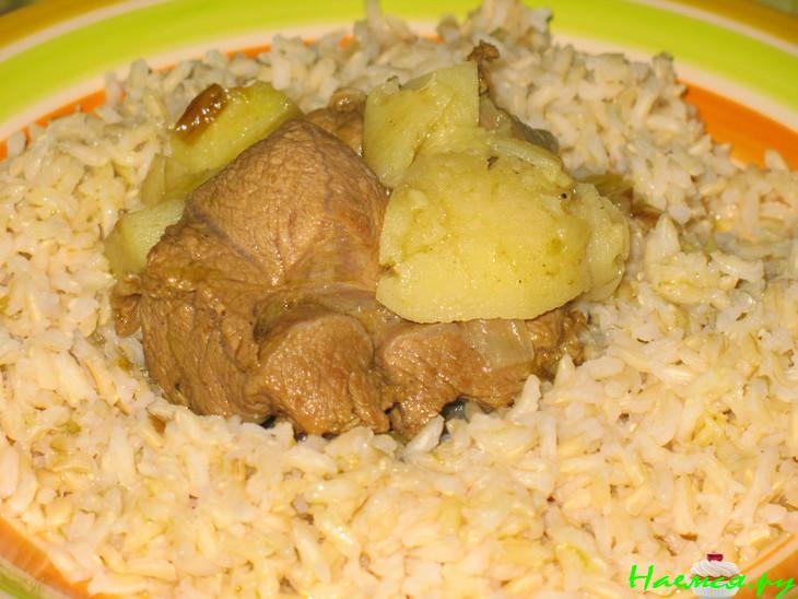 Таджин из баранины с айвой