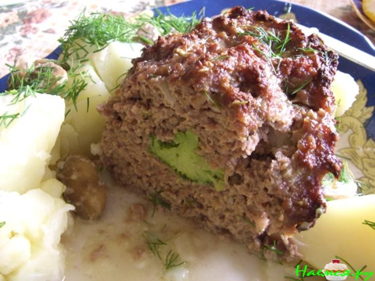 Мясная запеканка с брокколи
