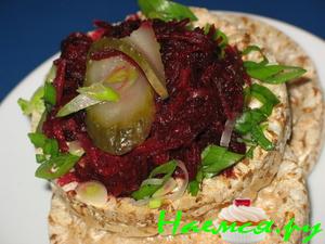 Салат "Свекла с огурцами"