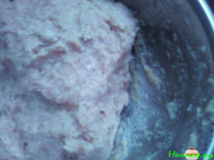 Котлетки с начинкой из ананаса под ореховой корочкой