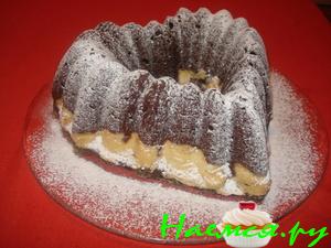 Шоколадный кекс с творожной начинкой