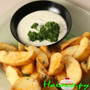 Картофель в чесночном соусе