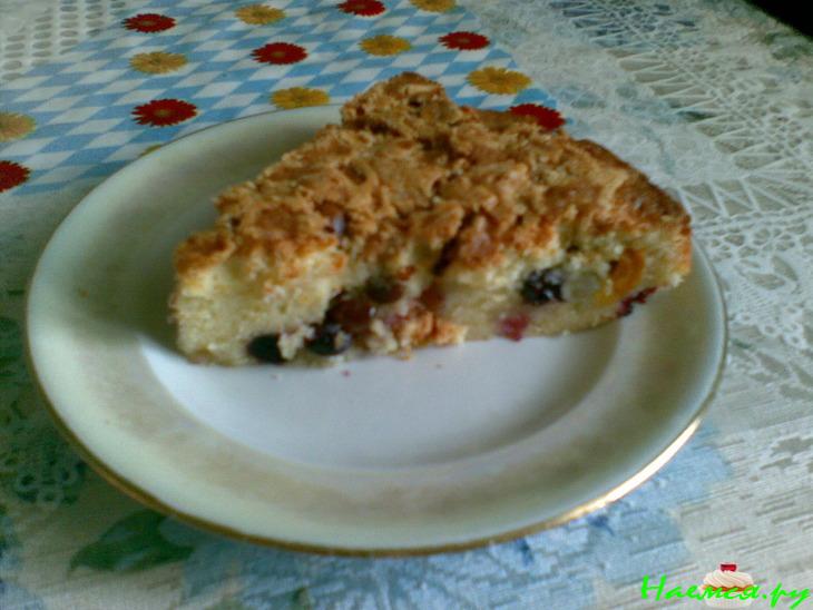 Пирог с абрикосами и ёштой под арахисовой корочкой