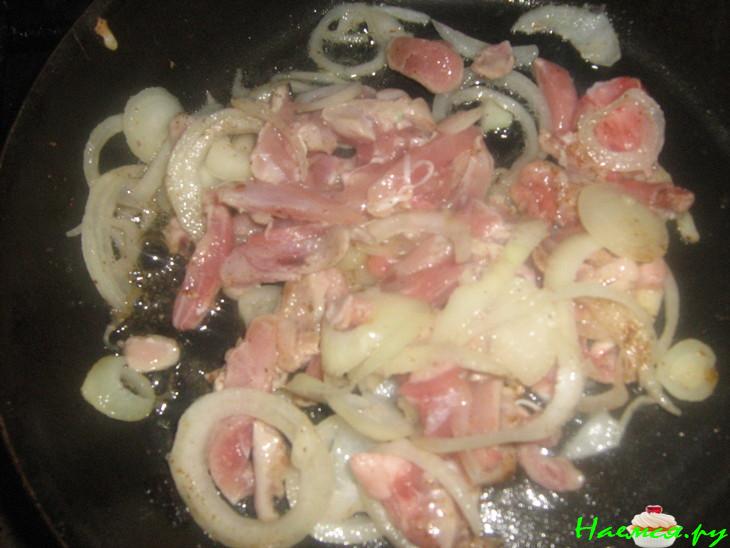 Блинчики закусочные с куриным филе и фасолью Блинчики закусочные с куриным филе и фасолью