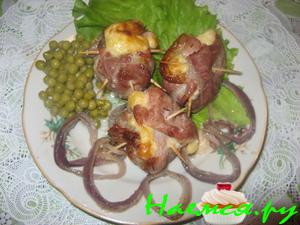 Мясные мешочки с начинкой и кедровыми орешками