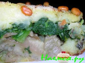 Картофельная запеканка с вешенками и шпинатом Картофельная запеканка с вешенками и шпинатом