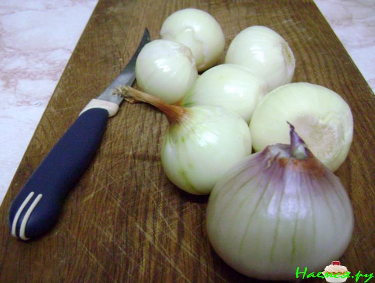 Салат из репчатого лука и граната