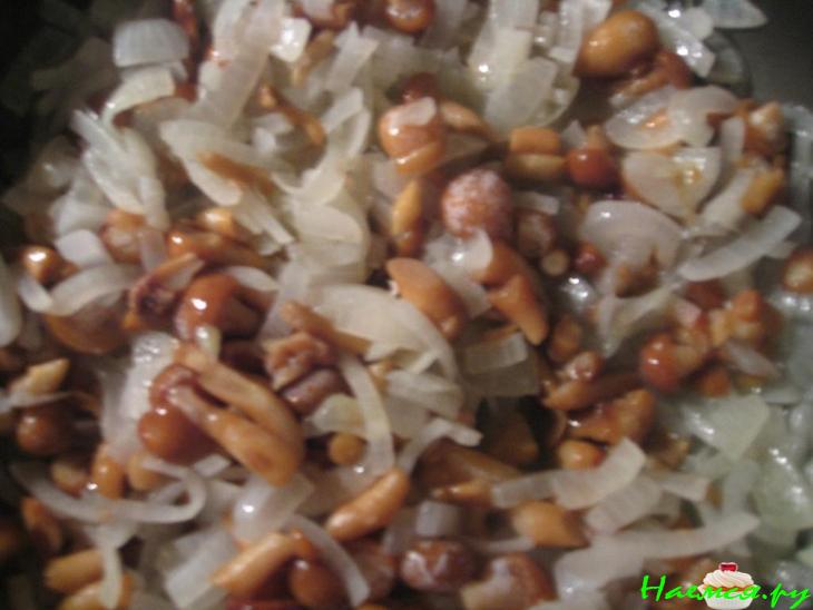 Рулетики из свинины с грибами