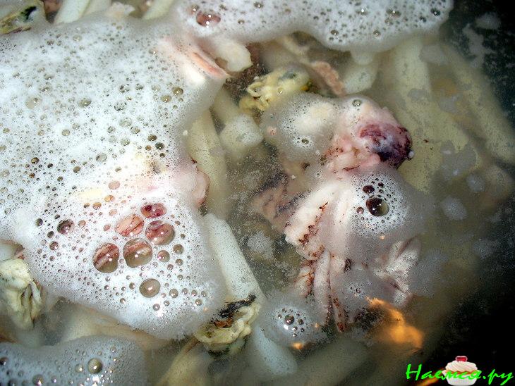 Салат "Дамский каприз" (морской коктейль)