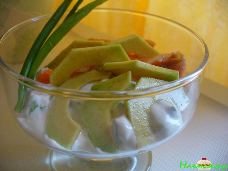 Закуска из Лосося с Авокадо и Тархуном