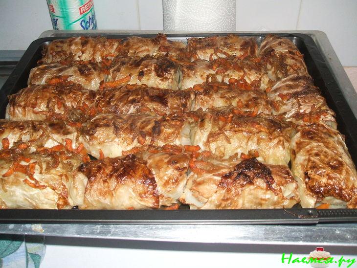 Голубцы с сливочно-томатном соусе