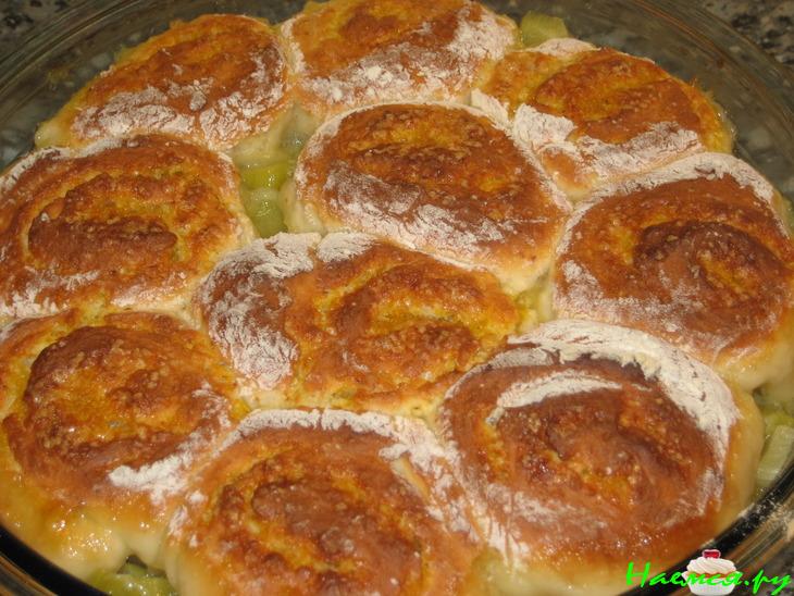 Шотландский пирог с имбирем и ревенем