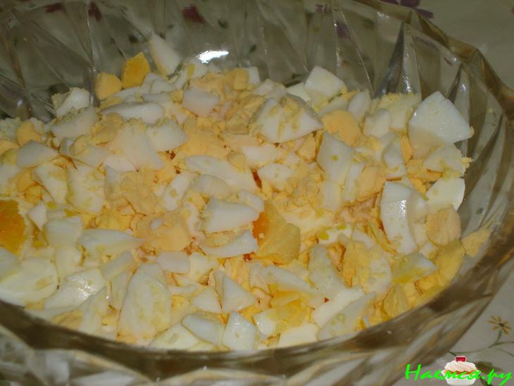 Салат из печени трески с оливками и каперсами Салат из печени трески с оливками и каперсами