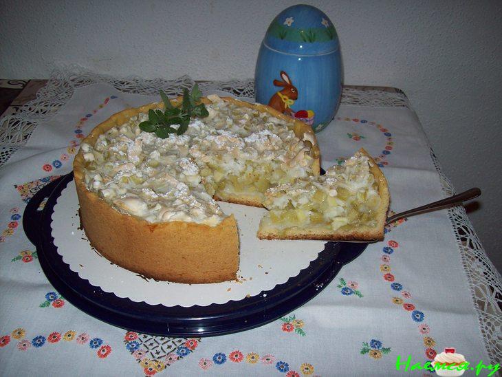 Пирог с ревенем и яблоками 
