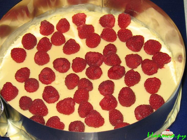 Торт с малиной и глазированными апельсинами «Солнышко для Иришки»