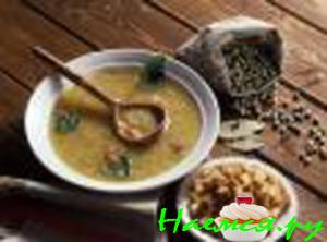 Суп гороховый со шпиком