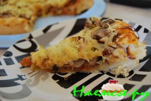 Луковый пицца-пирог с грибами