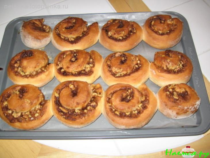 Роллы с корицей и орехами Роллы с корицей и орехами