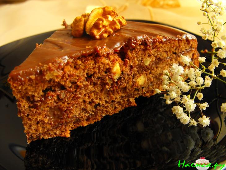 Шоколадно-ореховый торт с мягким кремом Шоколадно-ореховый торт с мягким кремом