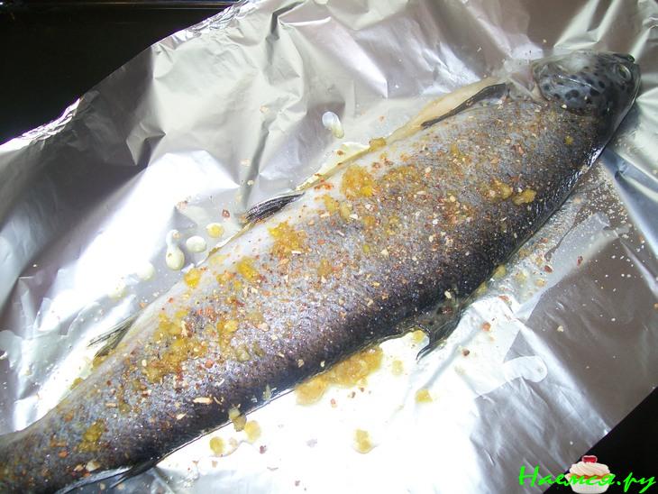 Форель запеченная с восточными нотками