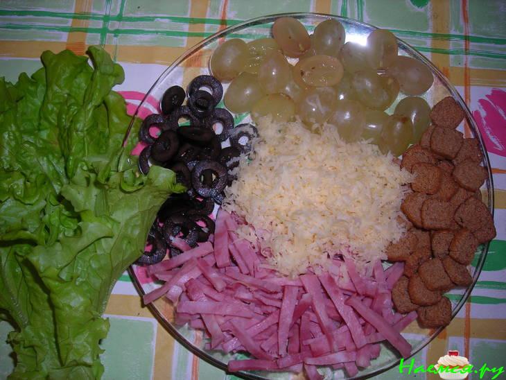 Салат в маковых корзиночках Салат в маковых корзиночках