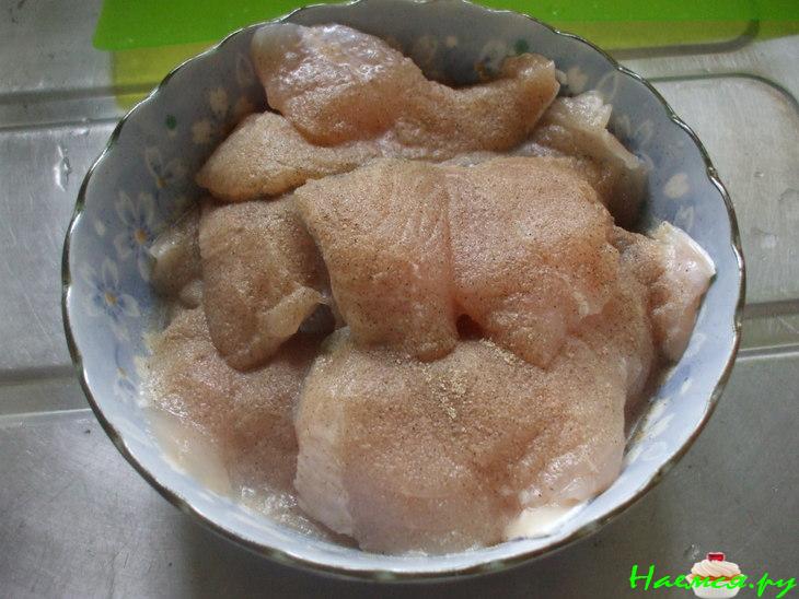 Рыба с картофелем, запеченные под майонезом