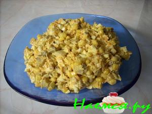 Салат с грибами и кукурузой