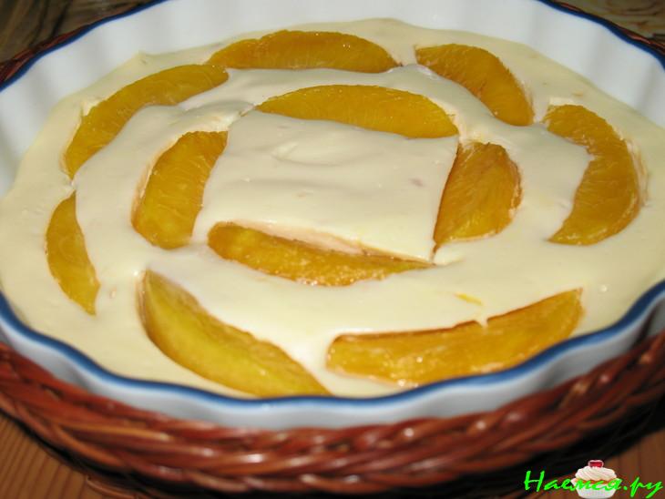 Маленький творожник-чизкейк с нектарином