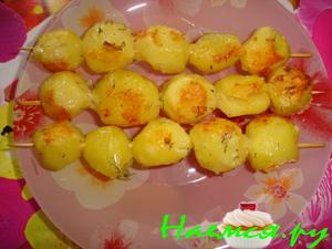 Картофель на шпажках