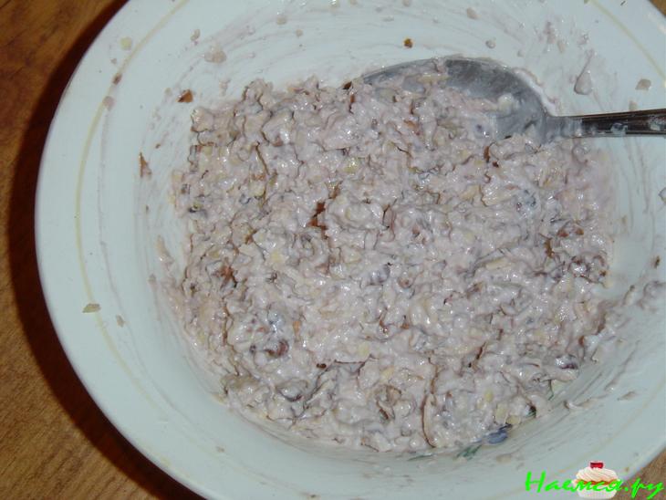 Чернослив фаршированный сыром с орехами и вином