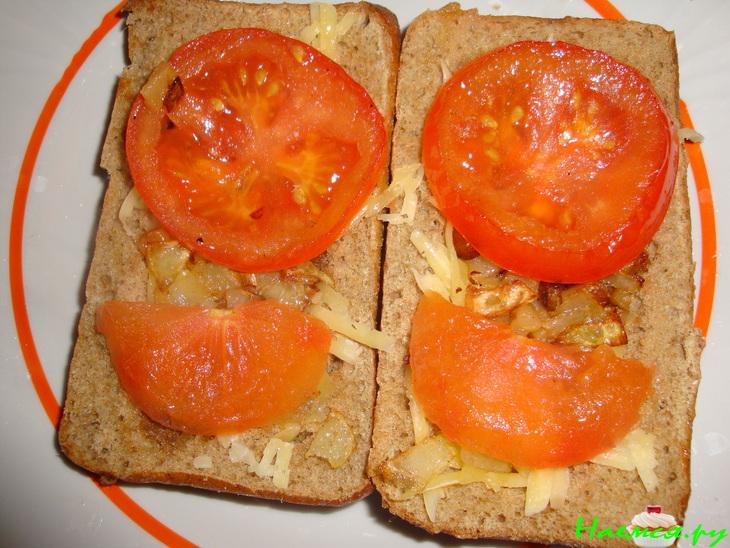 Яичница на хлебе "Много чего"