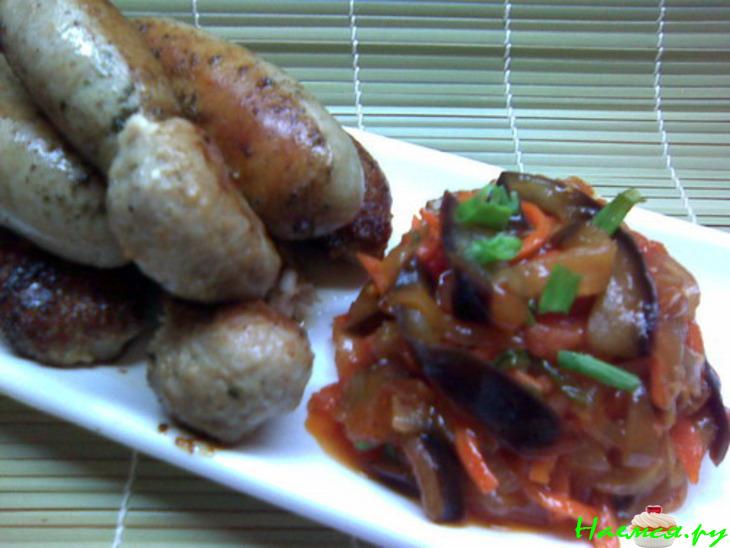 Баклажаны в карамели или необычный гарнир к обычным колбаскам!