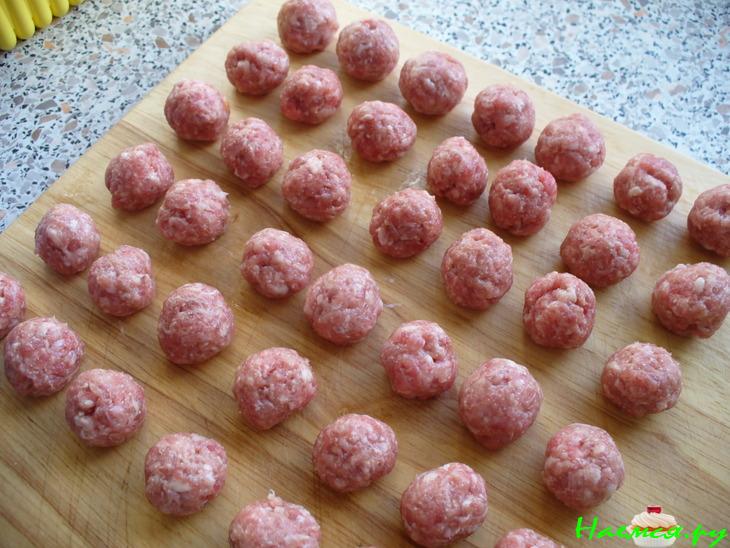 Суп с ржаными галушками и мясными фрикадельками