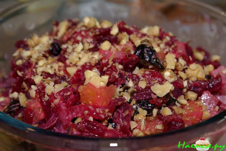 Десертный салат из свёклы Десертный салат из свёклы