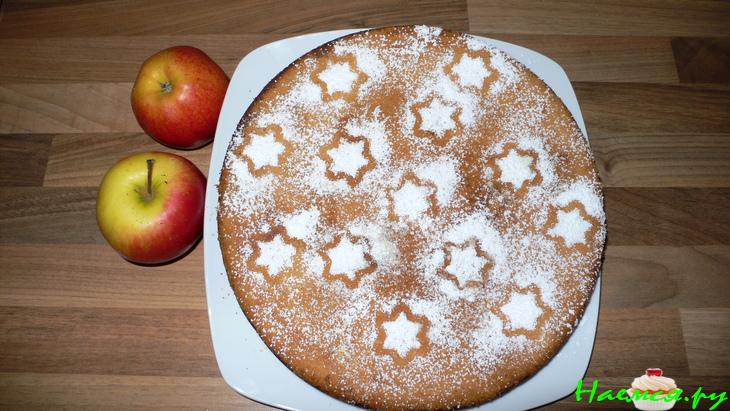 Яблочный пирог с печеньями