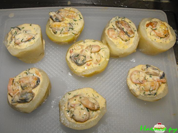 Картофельные стаканчики с морепродуктами Картофельные стаканчики с морепродуктами