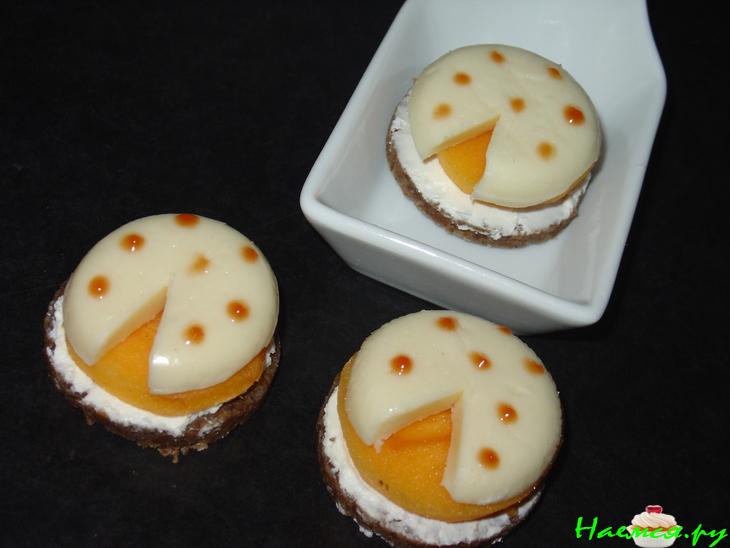 Бутерброды из хлеба «PUMPERNICKEL» 