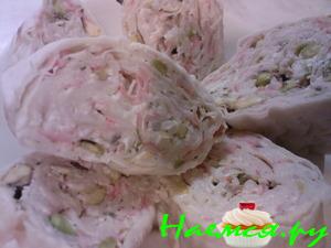 Закусочный рулетик из лепешек