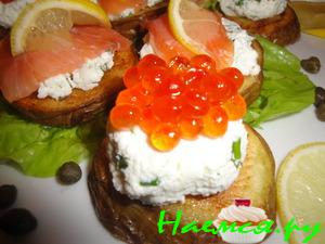 Закуска с лососем или икрой