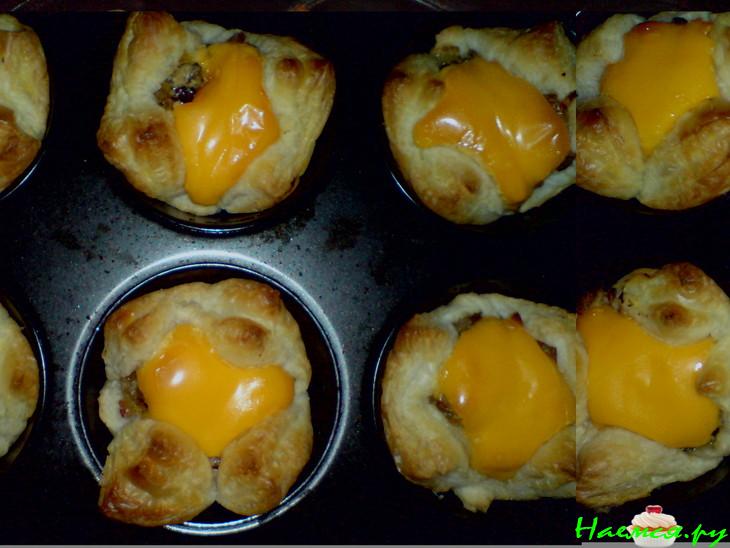 Грибные корзинки с шалфеем и сыром