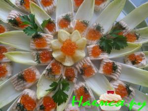 "Лодочки" из цикория праздничные