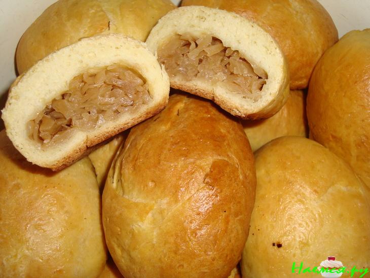 Пирожки дрожжевые с капустой Пирожки дрожжевые с капустой