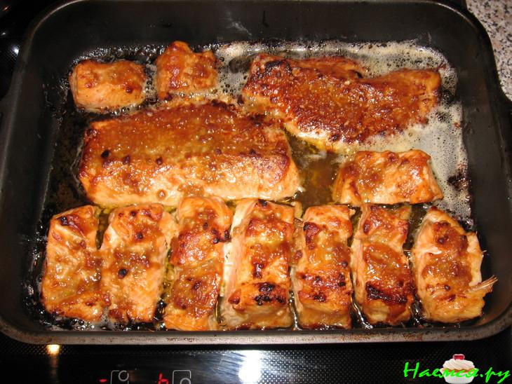 Филе форели с горчичной подливкой