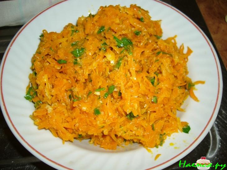 Баклажаны фаршираванные морковью