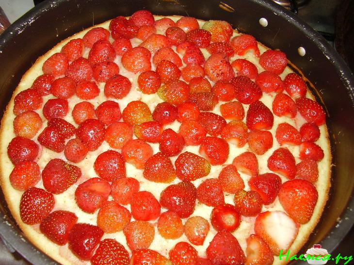 Торт клубничный