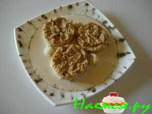 Картофельно-куриное суфле с пикантным соусом