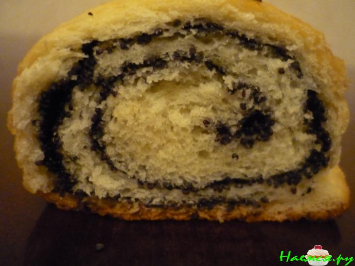 Воздушные рогалики с маком