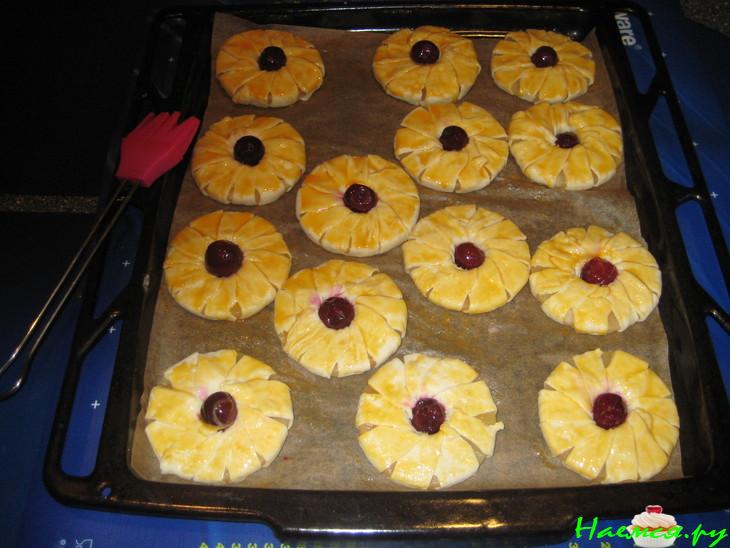 Ананасовые хризантемы